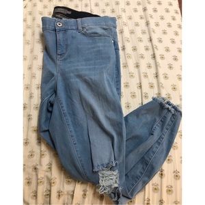 Torrid Bombshell Skinny